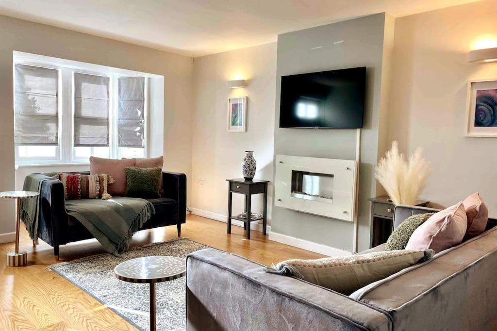 فيلا 3Bed House With Parking Short Walk To Bath Centre المظهر الخارجي الصورة