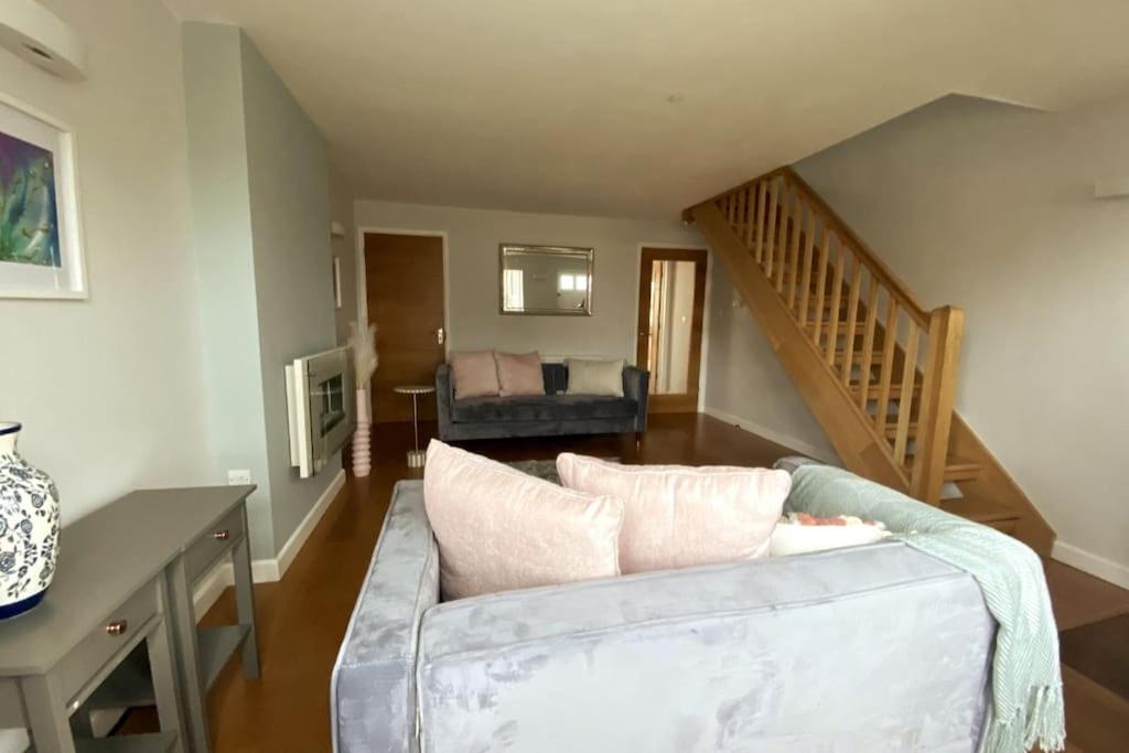 فيلا 3Bed House With Parking Short Walk To Bath Centre المظهر الخارجي الصورة
