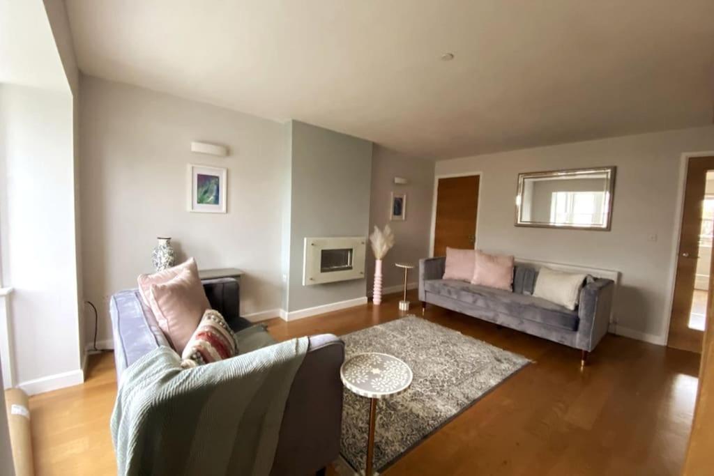 فيلا 3Bed House With Parking Short Walk To Bath Centre المظهر الخارجي الصورة