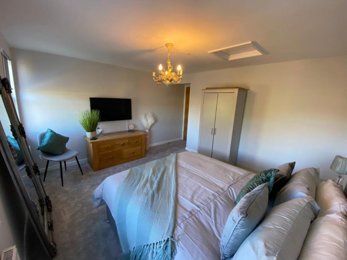 فيلا 3Bed House With Parking Short Walk To Bath Centre المظهر الخارجي الصورة